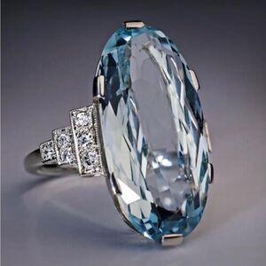 💙 NEW stunning sea blue topaz ring size 7 💙